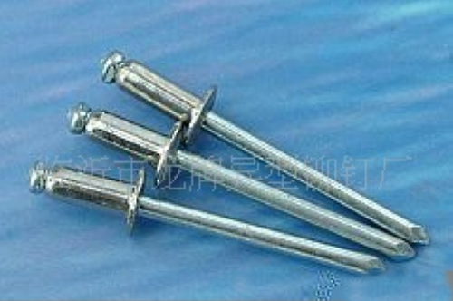 不銹鋼抽芯鉚釘?shù)娜笮阅?/></p><p><br/></p>
   </div>
   <div   id=